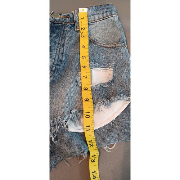 Signature 8 Distressed Button Fly High Waist Denim Shorts Blue Y2k Cheeky Size S - Picture 5 of 6